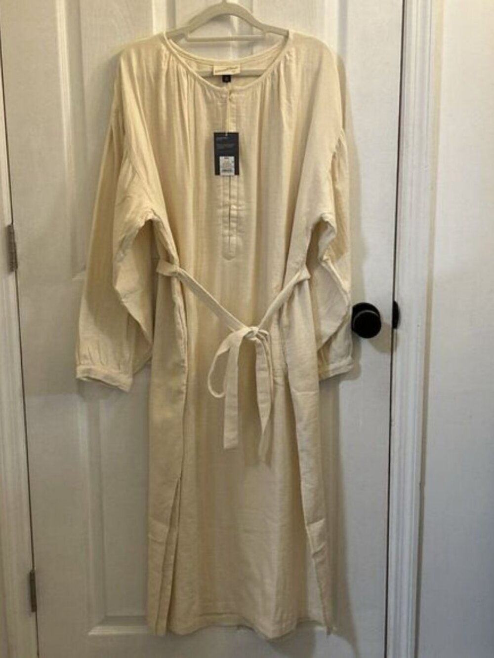 NWT Universal Threads Belted Long Sleeve Maxi Dress White Sand Size 2XL